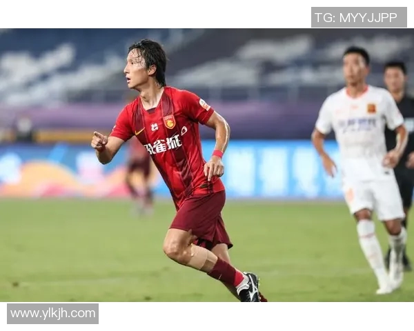 武汉足球队状态飙升创新高引发球迷热议与期待